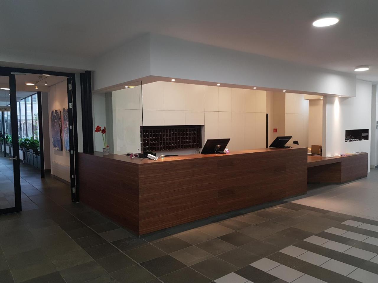 Bildungshaus St. Hippolyt Hotel Sankt Poelten Ngoại thất bức ảnh